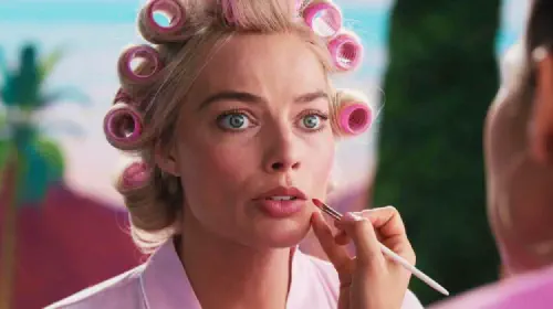 assets/barbie-margot-robbie.jpeg