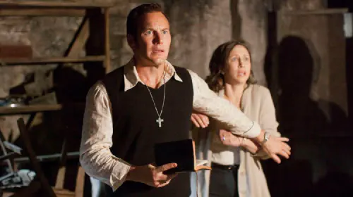 assets/patrick-wilson-and-vera-farmiga-as-ed-and-lorraine-warren-in-the-conjuring.jpeg