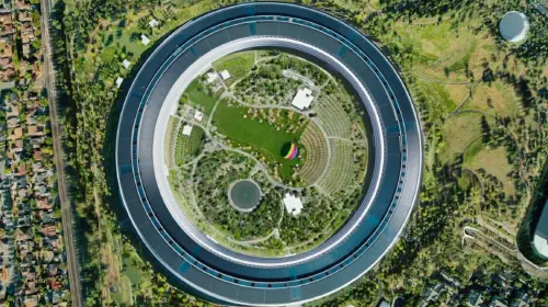 assets/63554-132126-Apple-Park-above-xl.jpeg
