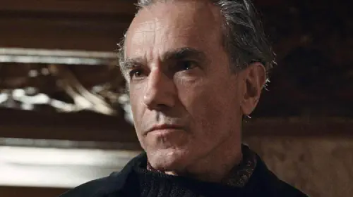 assets/daniel-day-lewis-in-phantom-thread.jpeg