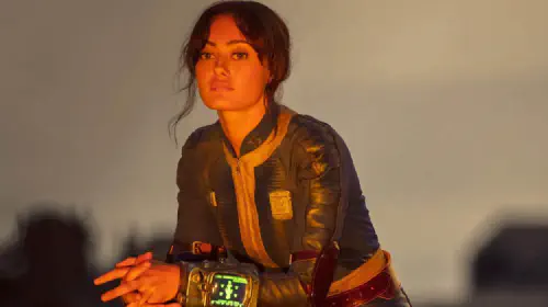 assets/ella-purnell-as-lucy-in-fallout.jpeg