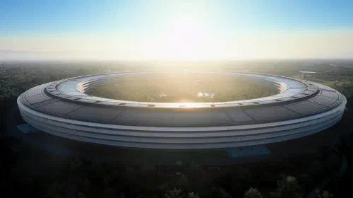 assets/48941-95705-000-lead-Apple-Park-xl.jpeg
