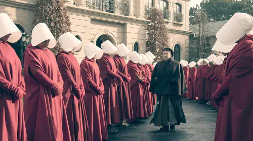 assets/the-handmaids-tale-handmaids-lydia.jpeg