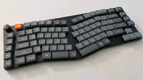 assets/63710-132543-keychronk15max-1-xl.jpeg