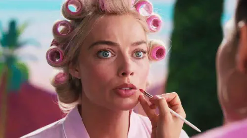 assets/barbie-margot-robbie.jpeg