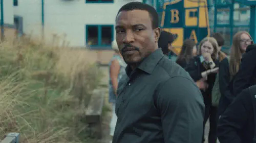 assets/ashley-walters-in-adolescence-netflix.jpeg