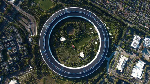 assets/61270-126518-000-lede-Apple-Park-xl.jpeg