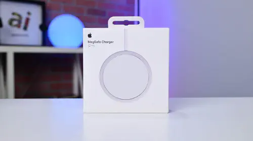 assets/63865-132879-000-lede-current-charger-xl.jpeg