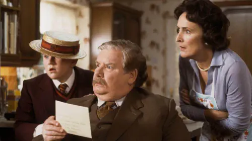 assets/harry-potter-dursley-family-1.jpeg