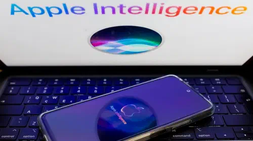 assets/apple-intelligence-iphone-mac.jpeg