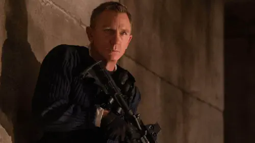 assets/daniel-craig-in-no-time-to-die-james-bond.jpeg