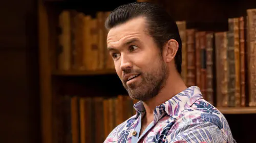 assets/rob-mcelhenney-in-it-s-always-sunny.jpeg