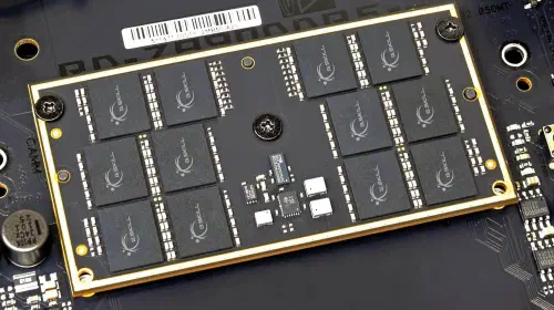 assets/01-gskill-ddr5-camm2-module.jpeg