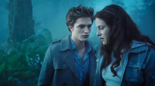 assets/robert-pattinson-and-kristen-stewart-in-twilight.jpeg