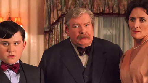 assets/the-dursleys-in-harry-potter.jpeg