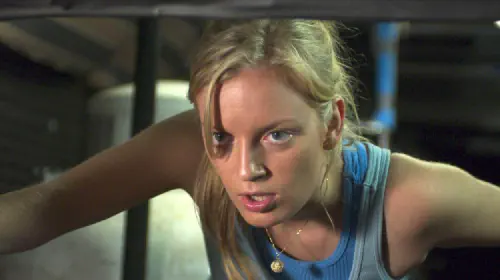assets/sarah-polley-in-dawn-of-the-dead.jpeg