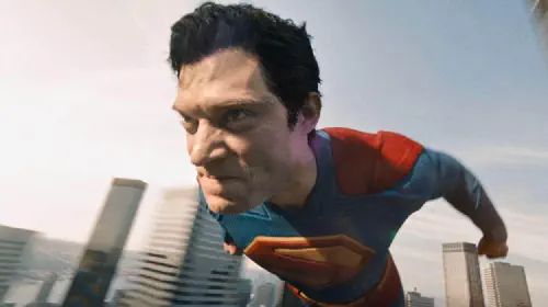 assets/david-corenswet-flying-as-sueprman.jpeg