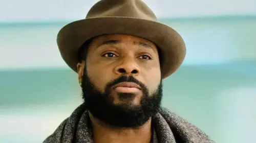 assets/malcolm-jamal-warner-in-the-resident.jpeg