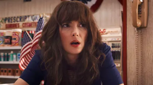 assets/winona-ryder-in-stranger-things-1.jpeg