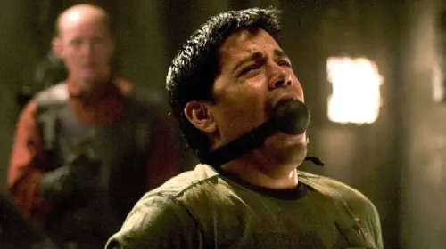assets/jay-hernandez-in-hostel.jpeg