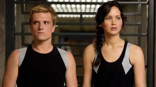 assets/josh-hutcherson-and-jennifer-lawrence-in-hunger-games-catching-fire.jpeg