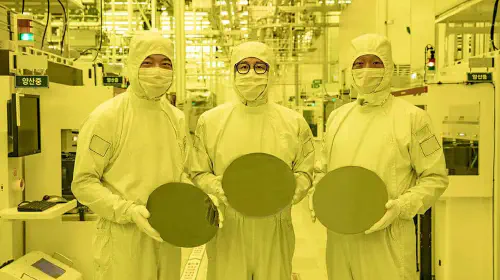 assets/Image-03.-Samsung-foundrys-first-3nm-chip-production.jpeg
