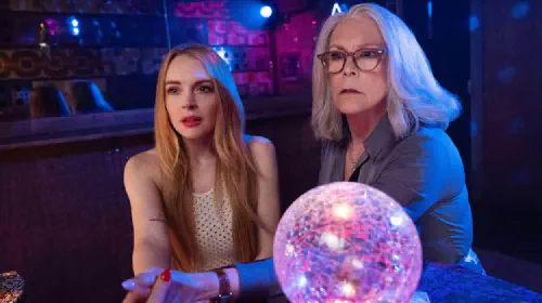 assets/lindsay-lohan-jamie-lee-curtis-freakier-friday.jpeg