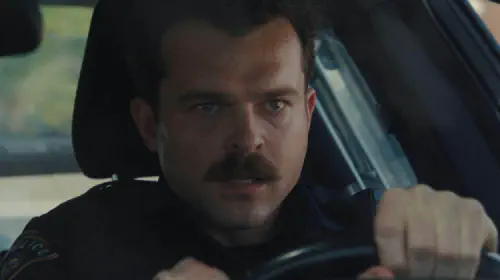 assets/alden-ehrenreich-in-weapons.jpeg