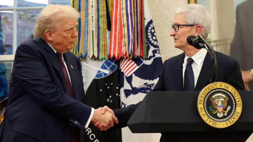 assets/Tim-Cook-and-Donald-Trump-3.jpeg