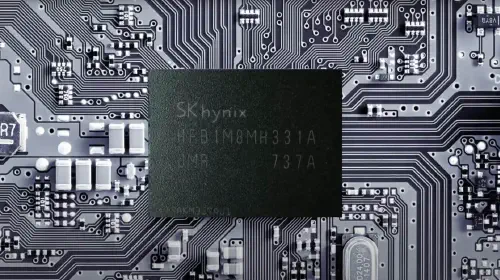 assets/SK-hynix-1c-DRAM-DDR5-LPDDR6-HBM-GDDR7-Memory-Products.jpeg