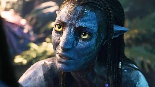 assets/zoe-saldana-as-neytiri-in-avatar-fire-and-ash.jpeg