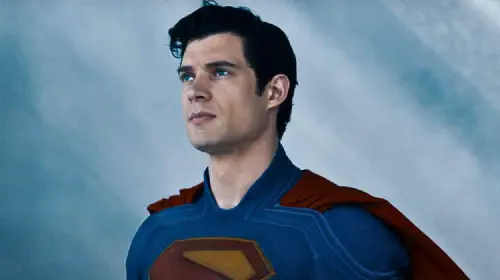 assets/david-corenswet-in-fortress-looking-up-in-superman.jpeg