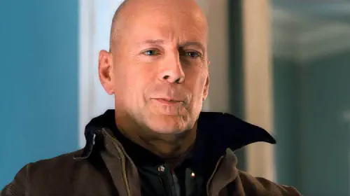 assets/bruce-willis-in-red-1.jpeg