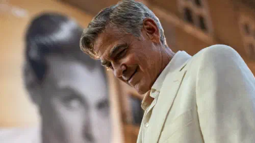 assets/george-clooney-in-jay-kelly-2.jpeg