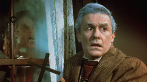 assets/peter-vincent-looks-terrified-in-fright-night.jpeg