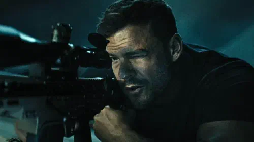 assets/alan-ritchson-in-reacher-season-3-finale.jpeg