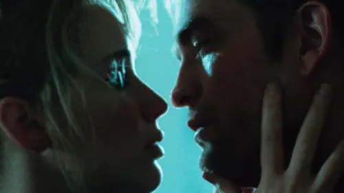 assets/jennifer-lawrence-robert-pattinson-die-my-love.jpeg