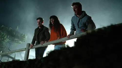 assets/alison-brie-and-jeremy-allen-white-in-the-rental.jpeg