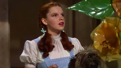 assets/judy-garland-in-the-wizard-of-oz.jpeg
