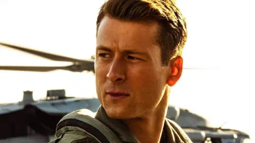 assets/glen-powell-top-gun-maverick-072424-41d2a727905c423da6fbf6d51eb54fcd.jpeg