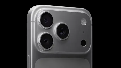 assets/iPhone-17-Pro-Back.jpeg