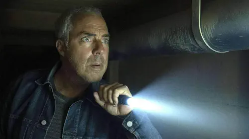 assets/titus-welliver-as-harry-bosch-in-bosch-legacy.jpeg