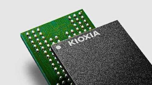 assets/kioxia-wd-bics8-215l.jpeg