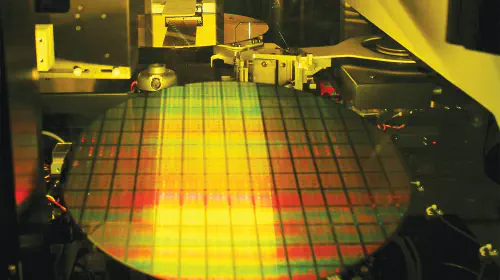 assets/tsmc_wafer_semiconductor_chip_300mm_fab_11.jpeg