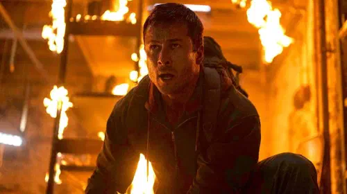 assets/glen-powell-in-the-running-man.jpeg