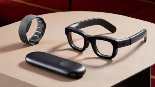 assets/Meta-smart-glasses-1-scaled-e1758470822737.jpeg