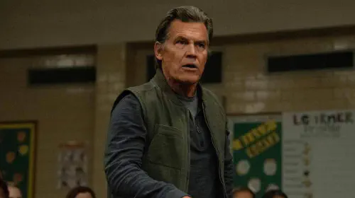 assets/josh-brolin-in-weapons.jpeg
