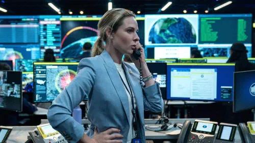 assets/rebecca-ferguson-in-a-house-of-dynamite.jpeg