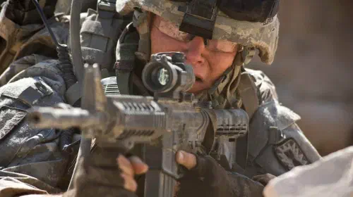 assets/netflix-streaming-the-hurt-locker-war-action-movie.jpeg