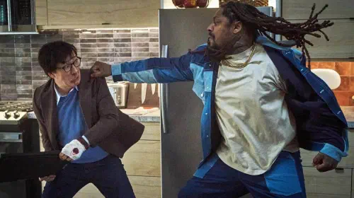 assets/ke-huy-quan-marshawn-lynch-fight-in-love-hurts.jpeg